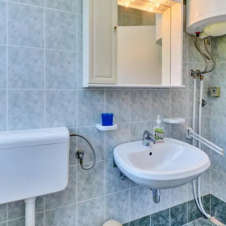 Apartman By The Sea Martinscica, Cres - 23222 *