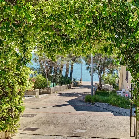 Apartment By The Sea Martinscica, Cres - 23222